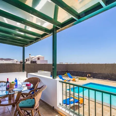 Marnie By Villa Playa Blanca (Lanzarote)